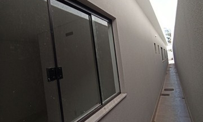 Casa Nova E Moderna ...