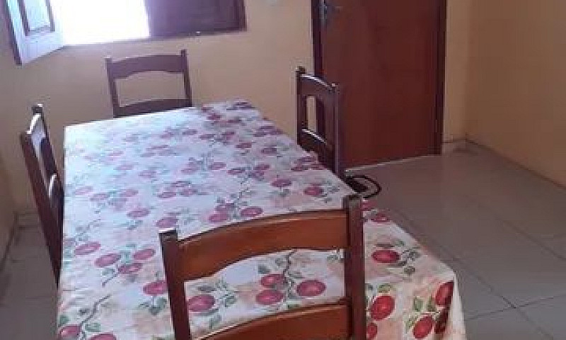 Alugo Casa Com 3 Qua...
