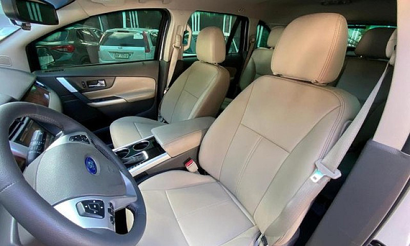 Ford Edge Limited 3....