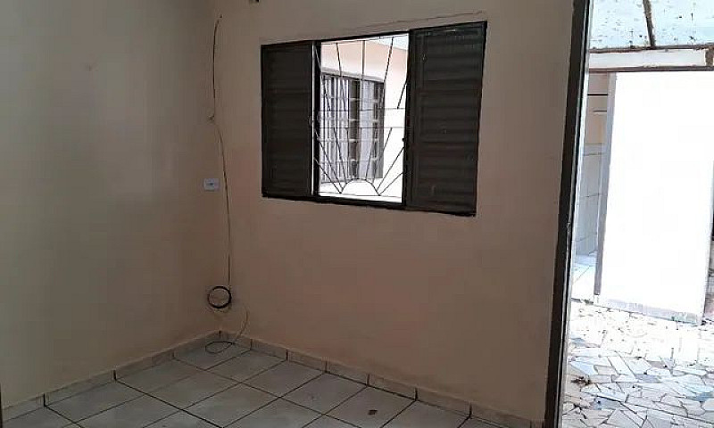 Casa Para Locação Em...