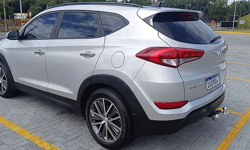 Hyundai Tucson Gls 1...