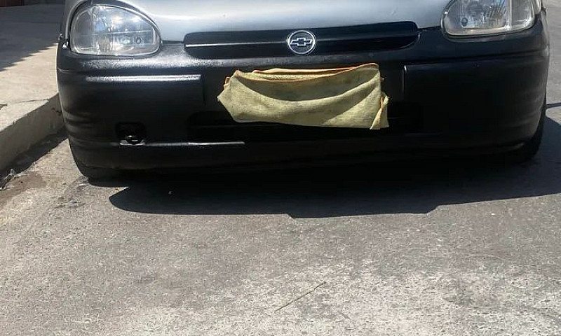 Chevrolet Corsa Supe...