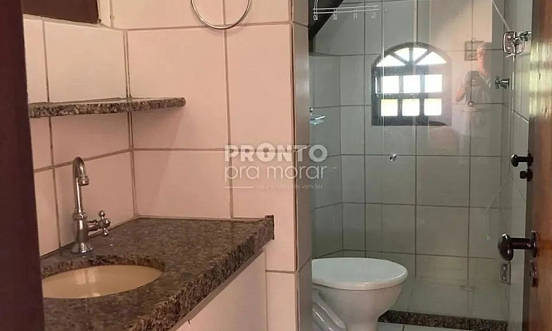 Casa De Condomínio P...