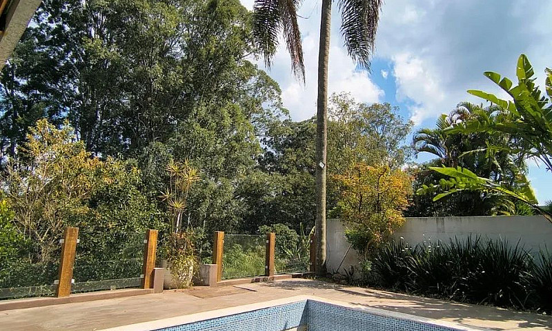 Rr8768 Casa 500M² Re...