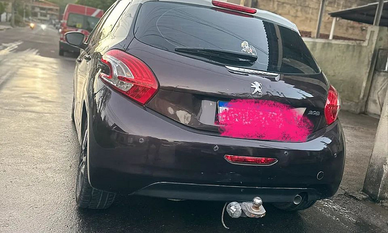 Peugeot 208 Active/A...