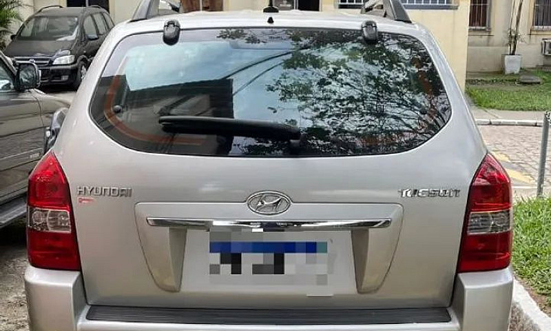 Hyundai Tucson 2.0 1...