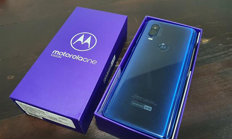 Motorola One Vision...