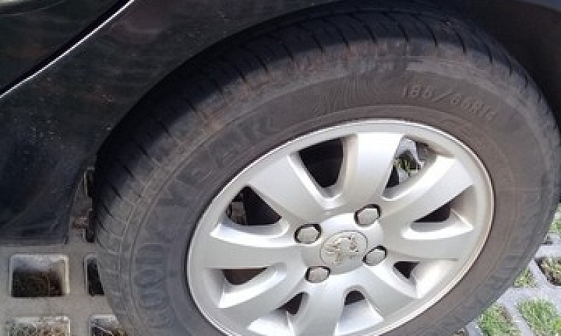 Peugeot 207 11/12 Co...