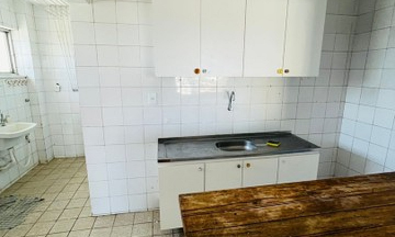 Alugo Apto 2 Quartos...