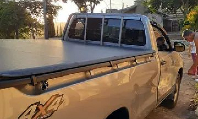 Hilux Cabine Simples...