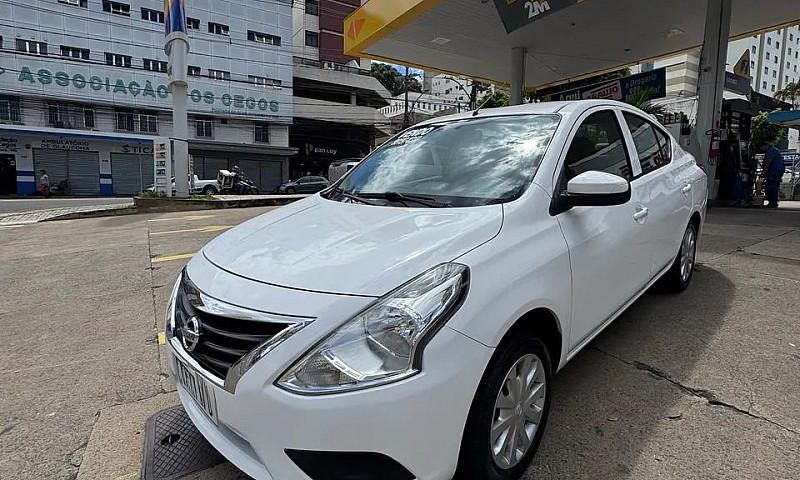 Nissan Versa 1.0 12V...
