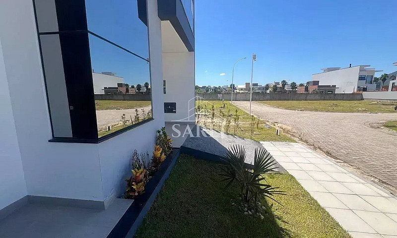 Casa Com 119M² Em Co...
