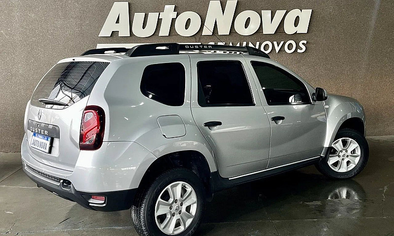 Renault Duster Expre...