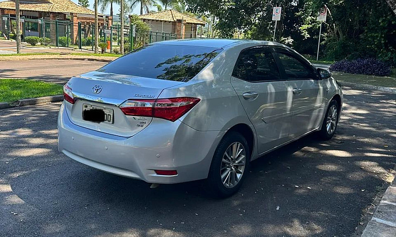 Toyota Corolla Xei 2...