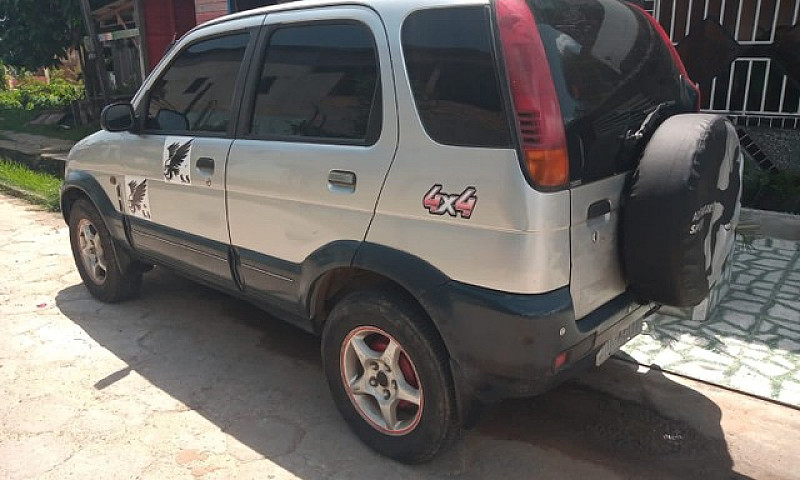 Jeep Daihatsu Terios...