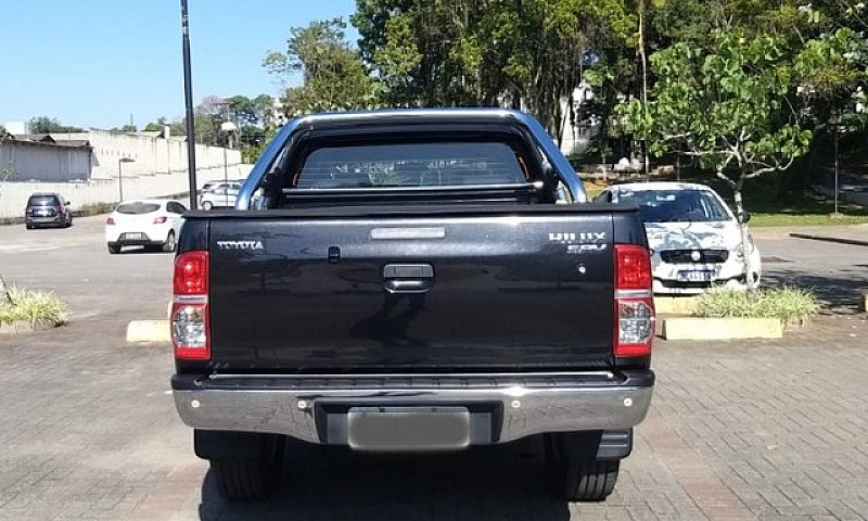 Hilux Srv 2013...