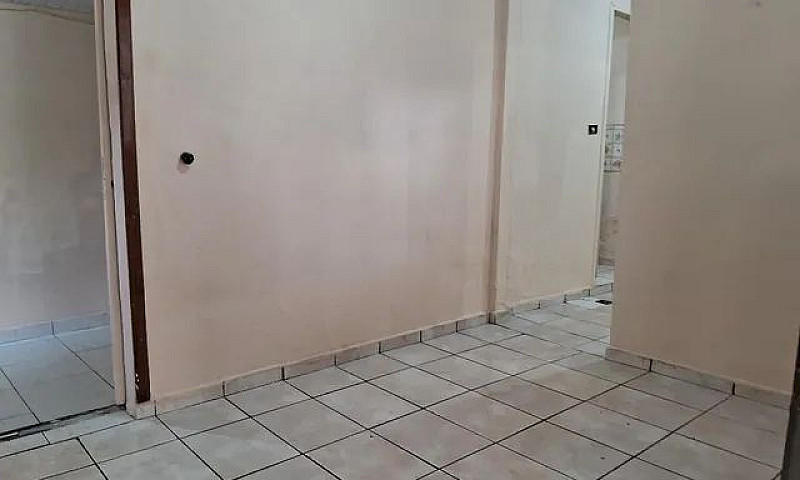 Casa Para Locação Em...