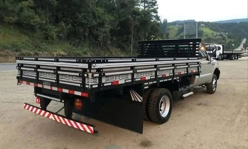 F 4000 Carroceria 4X...