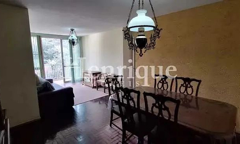 Apartamento : / Resi...