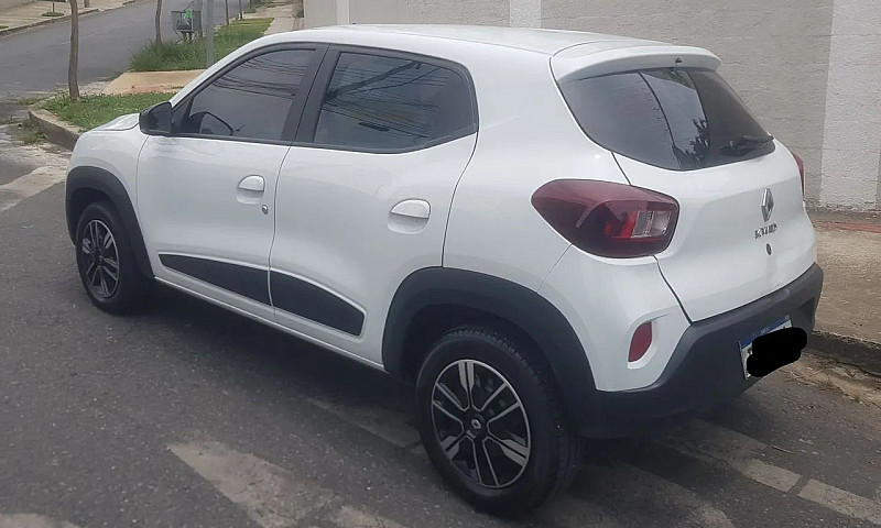 Renault Kwid Intense...