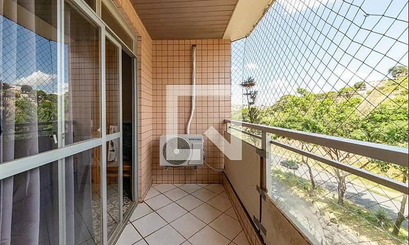Apartamento À Venda ...