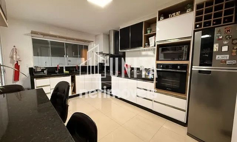 Casa 4 Quartos Para ...