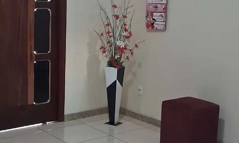 Alugo Quartos Para H...