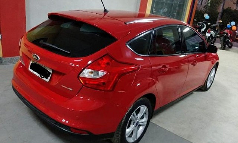Ford Focus 1.6 Aut  ...