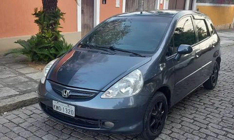 Honda.   Fit.    200...