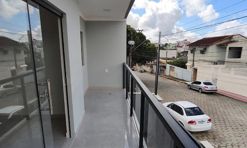  Triplex Bairro De C...