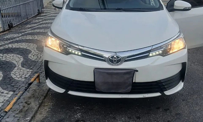 Toyota Corolla Gli 1...