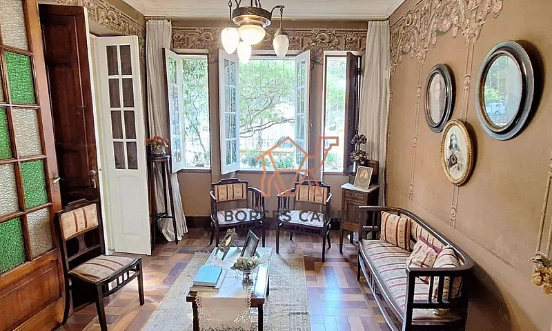 Casa Com 6 Dormitóri...