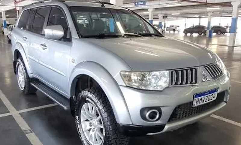 Mitsubishi Pajero Da...
