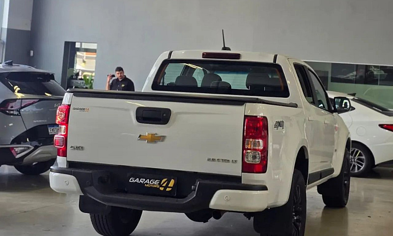 Chevrolet S10 Pick-U...