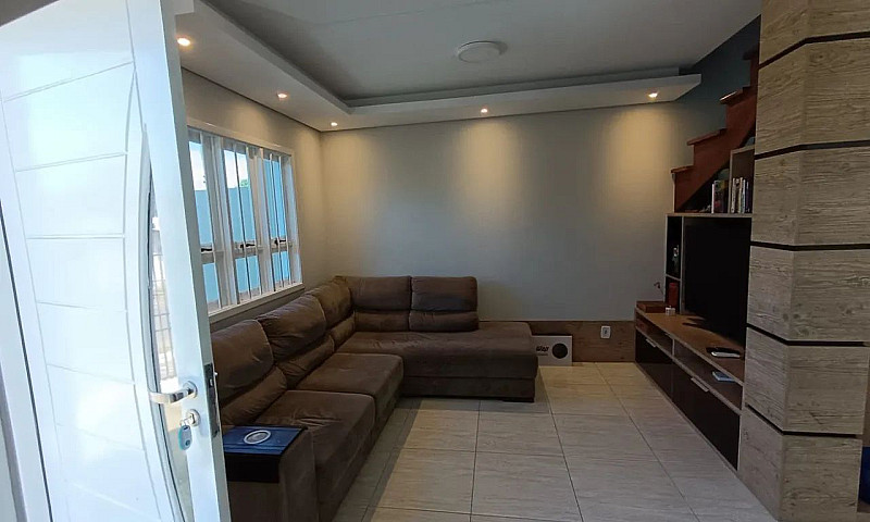 Casa 3 Dormitórios U...