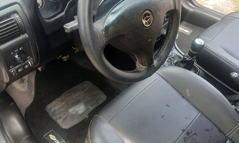 Chevrolet Astra Eleg...