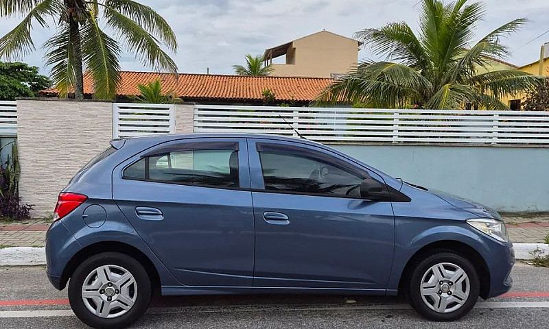 Chevrolet Onix Hatch...