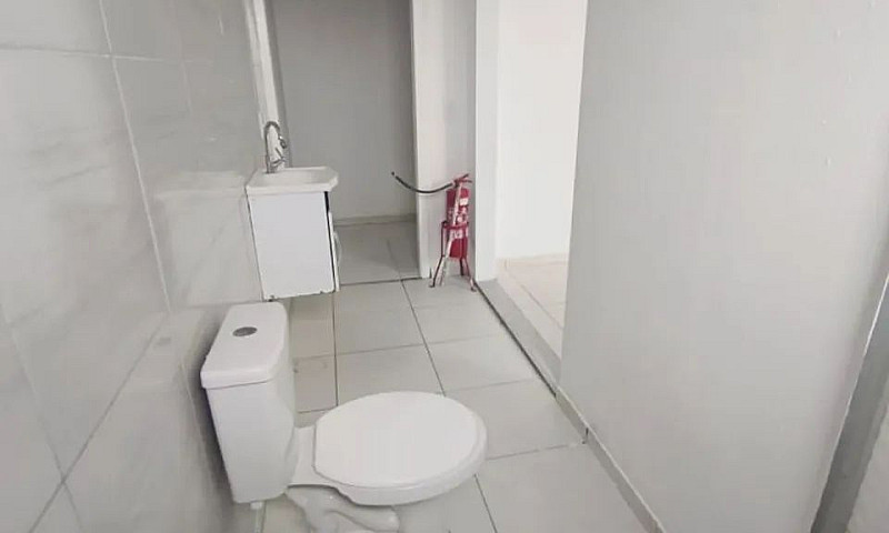 //Casa Com 3 Suítes ...