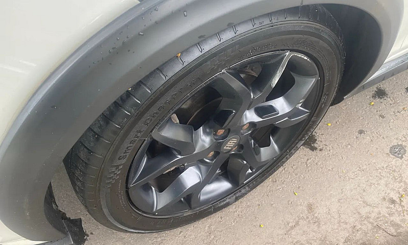 Fiat Argo Hgt 1.8 16...
