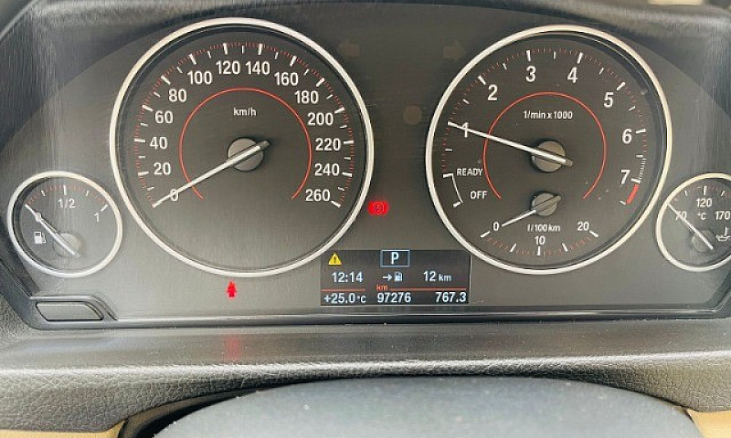 320I A 2.0...