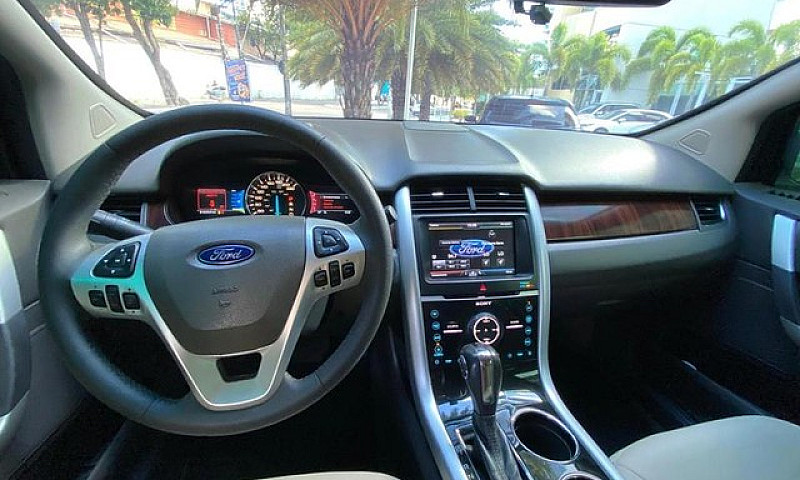 Ford Edge Limited 3....