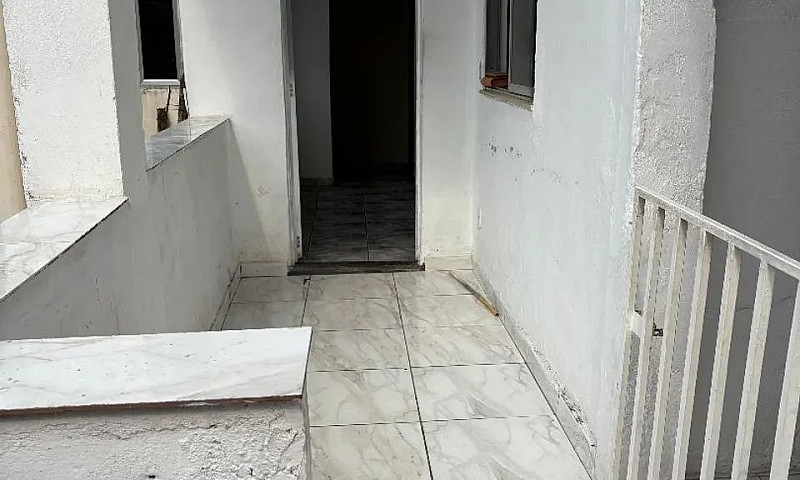 Alugo Casa No Jardim...