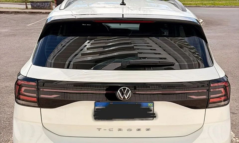 Volkswagen T-Cross S...