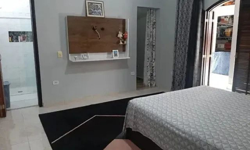 Casa A Venda 5+ Quar...