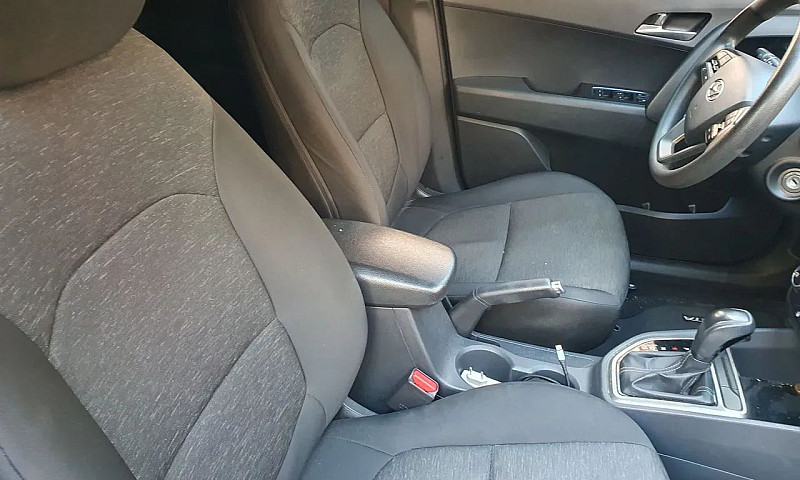 Hyundai Creta Action...
