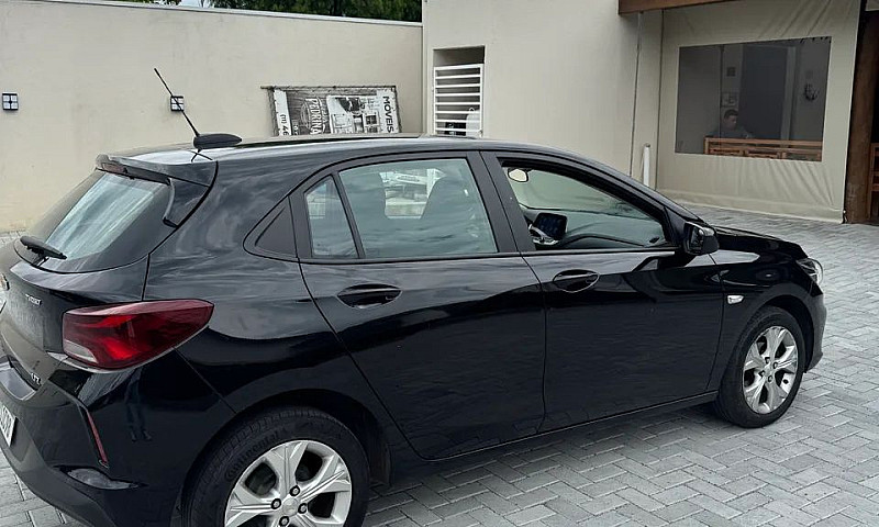 Chevrolet Onix Hatch...