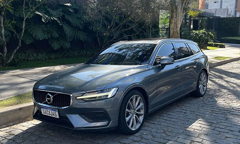 Volvo V60 T-5 Moment...