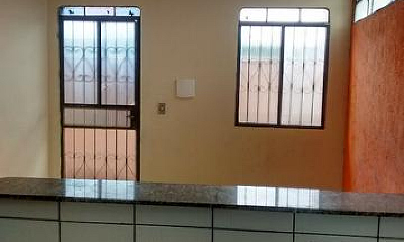 Apartamento De 2 Qua...