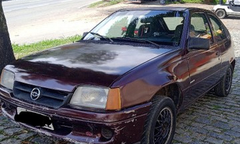 Chevrolet Kadett 1.8...
