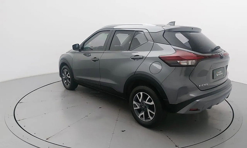 Nissan Kicks Sense 1...